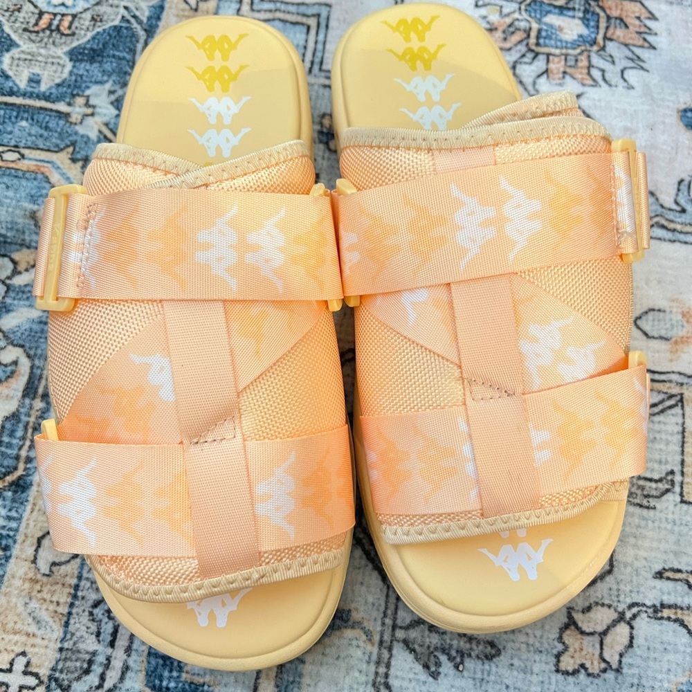 Kappa 222Banda Mitel unisex Slide Sandals - Peach and White